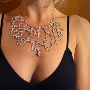 Elegant Gold and rhinestone Necklace